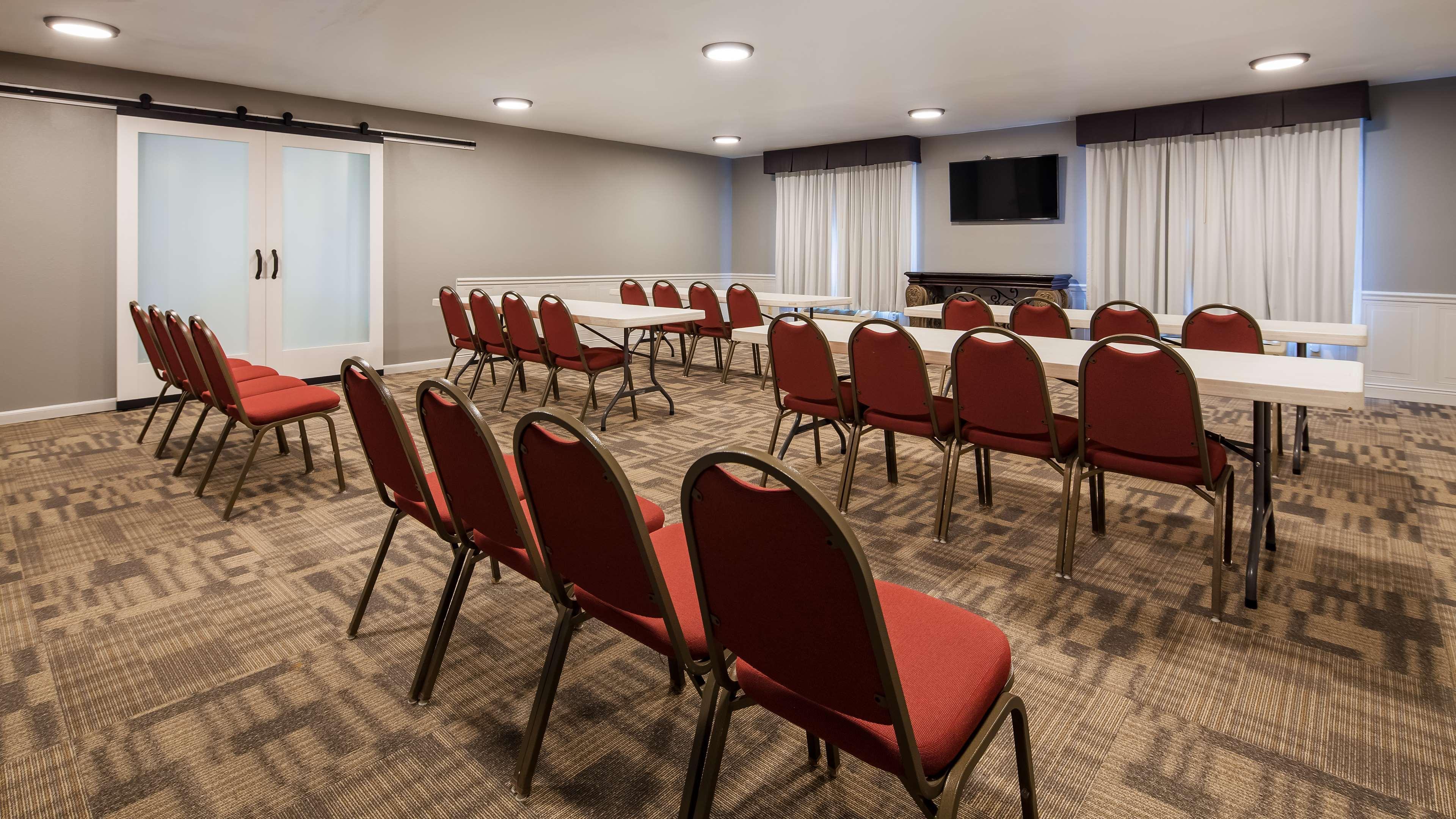 ชัวร์สเตย์ พลัส โฮเต็ล บาย เบสต์เวสเทิร์น อีแวนส์วิลล์ Hotel Stacer ภายนอก รูปภาพ